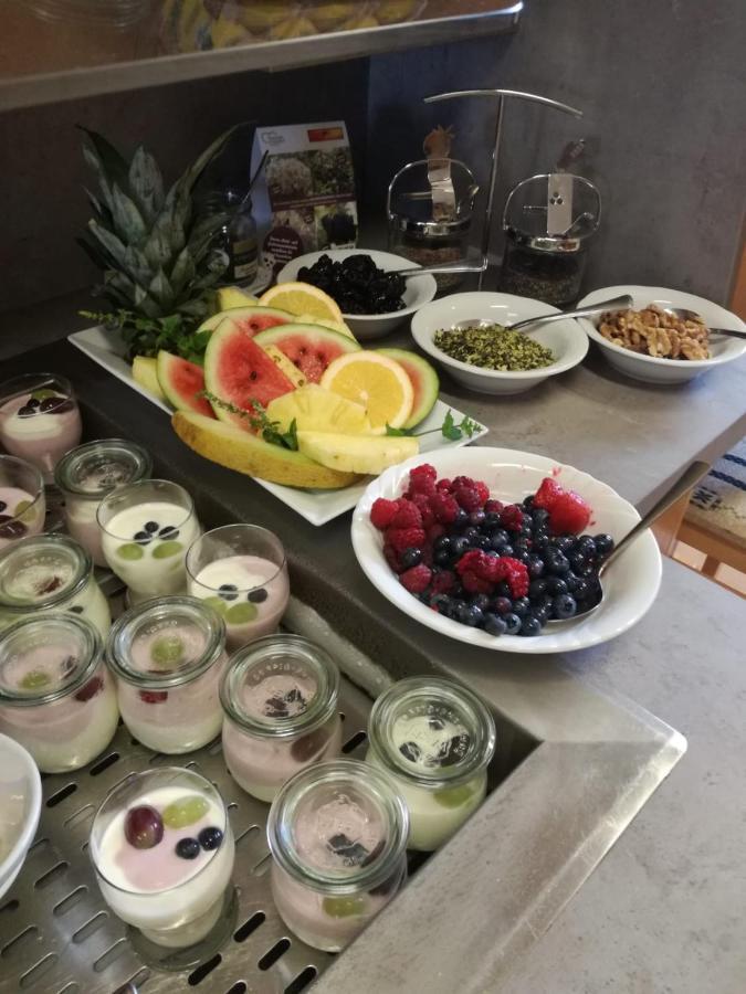 Hotel & Fruehstueckspension Raabtal 펠드바흐 외부 사진